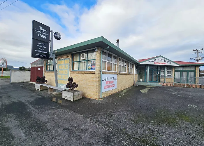 Whitehorse Inn