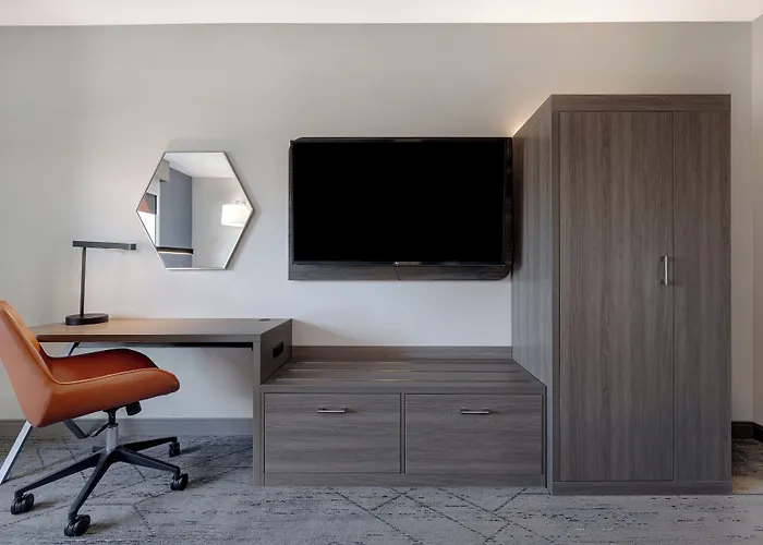 Holiday Inn Express & Suites Ontario - Chino Hills By Ihg