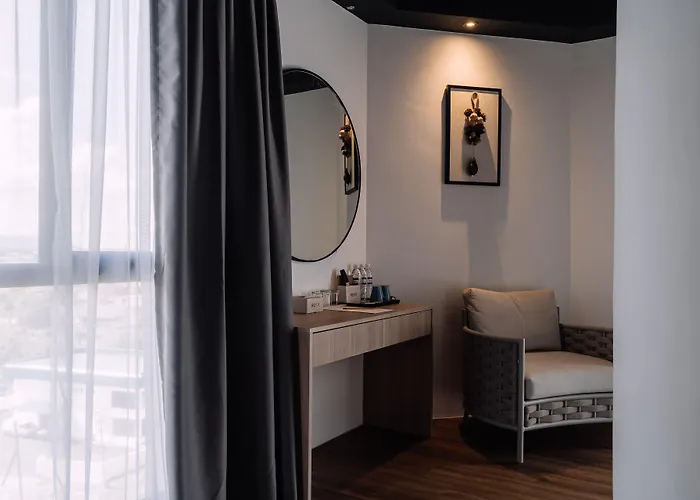 Impiana By Roxy Hotel