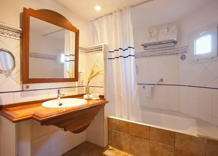 Hotel Cala Sant Vicenc - Adults Only