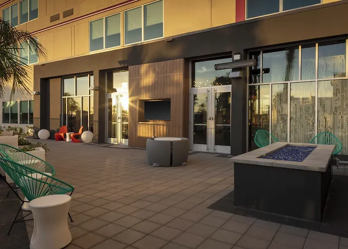 Aloft By Marriott Glendale At Westgate