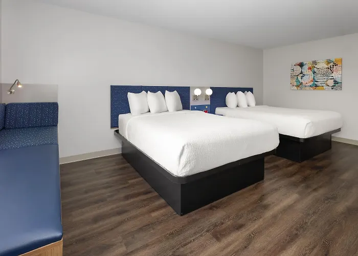 Microtel Inn & Suites By Wyndham Rehoboth Beach