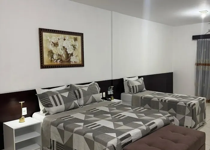 Lacazzona Hotel