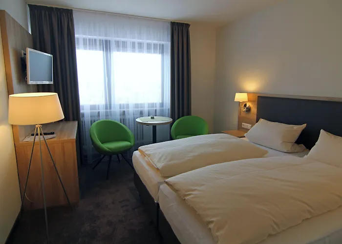 Hotel Sunny Side Up