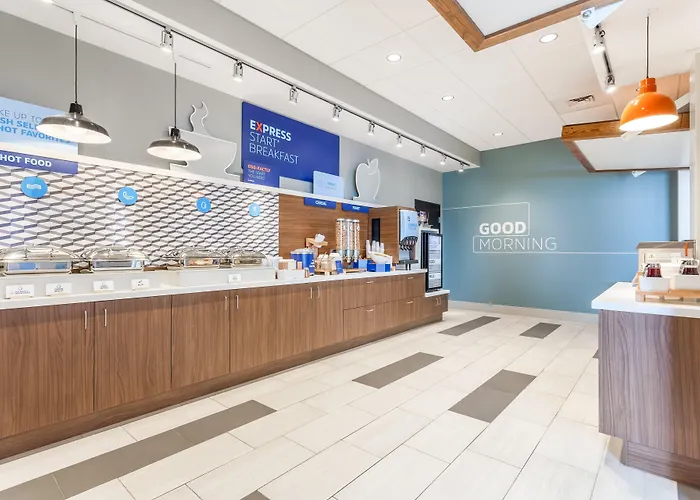 Holiday Inn Express & Suites - Ottawa By Ihg