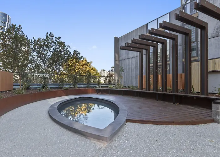 Melbourne City Apartment Hotel