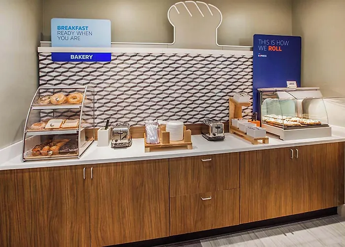 Holiday Inn Express - Canton By Ihg