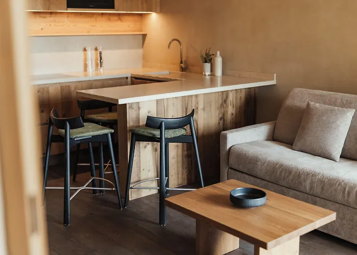 Waldrast - Forestside Living