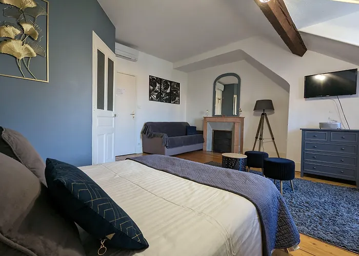 Logis Hotel La Tourelle Du Beffroi