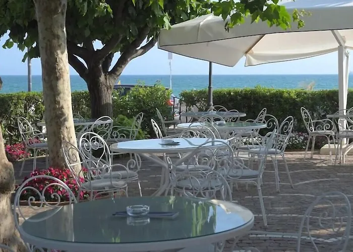 Bajamar Beach Hotel