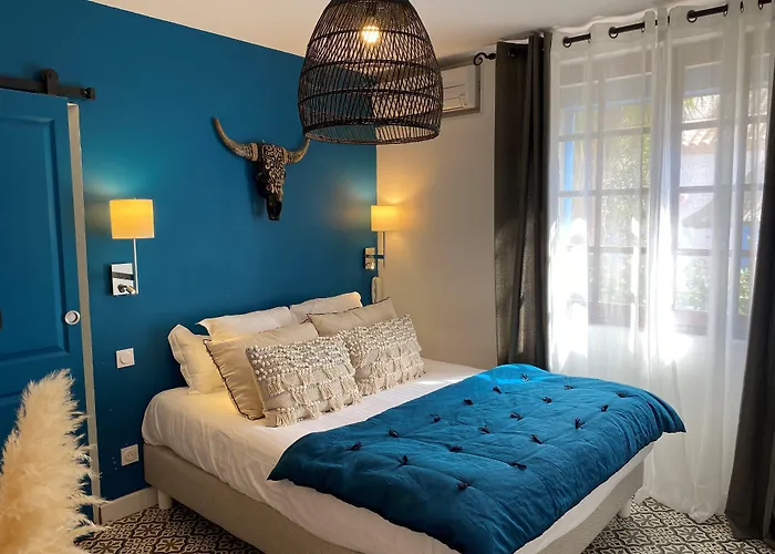 Hotel Le Neptune En Camargue