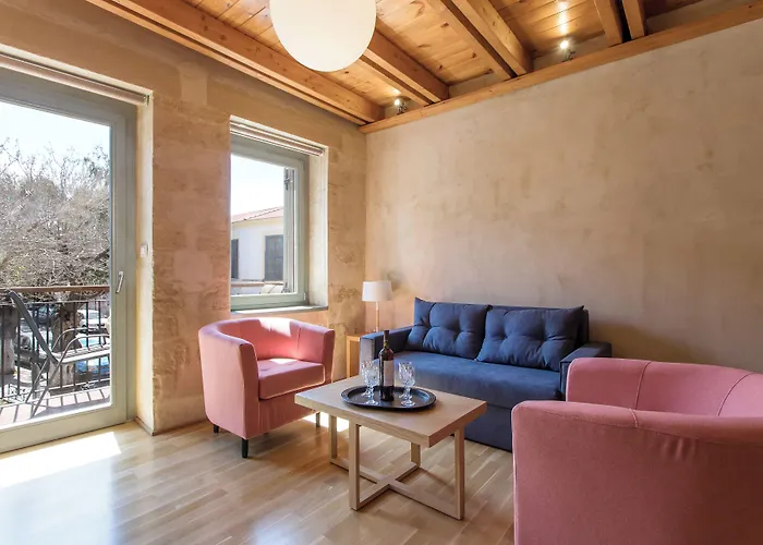 Polixeny'S Suites