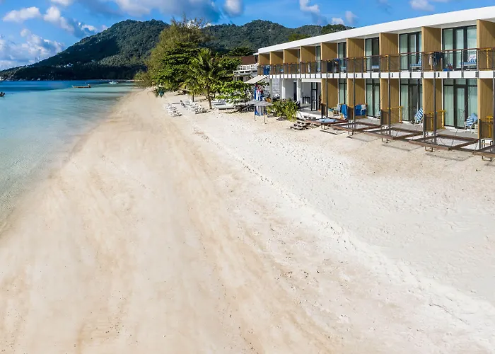 Blue Tao Beach Hotel - Sha Plus