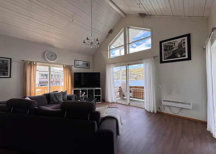 Arctic Inn