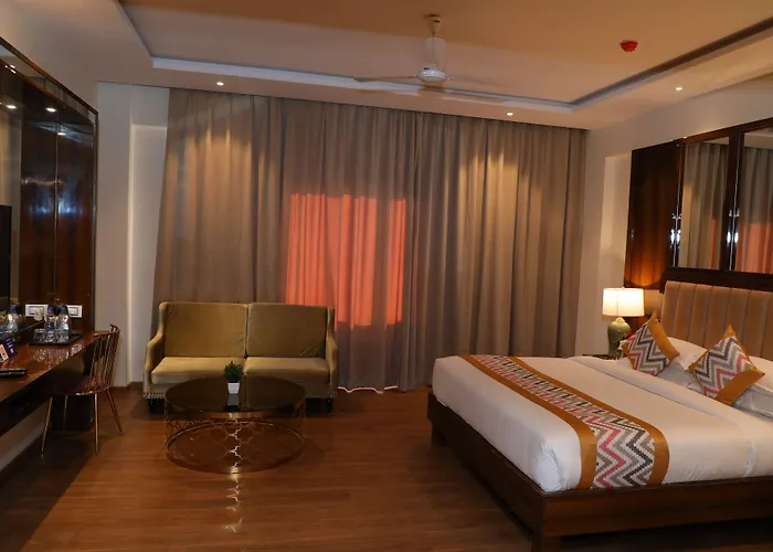 Oaktree Hotel