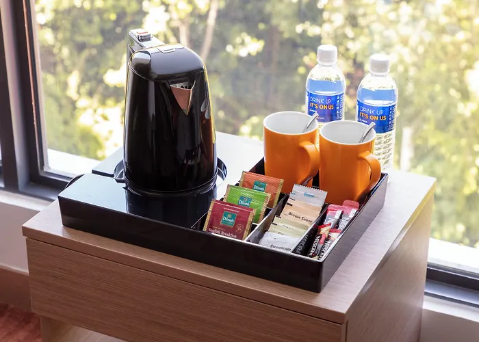 Holiday Inn Express Kota Kinabalu City Centre By Ihg