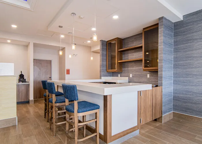Towneplace Suites By Marriott Brantford And Conference Centre