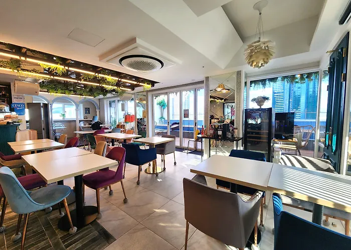 Hound Hotel Busan Station