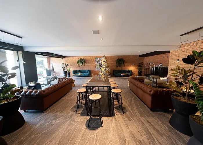 Fulton Business Luxury Hotel