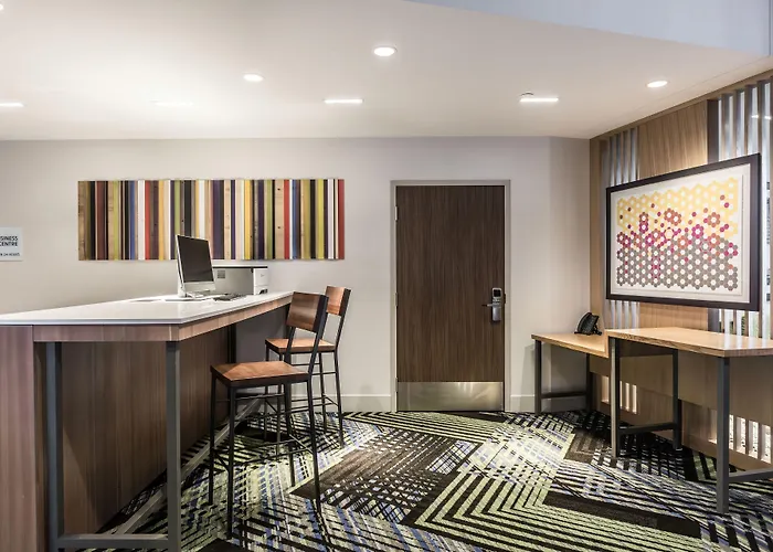 Holiday Inn Express & Suites Welland By Ihg