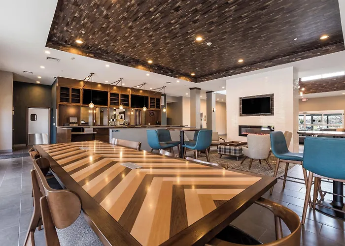 Four Points By Sheraton Elkhart