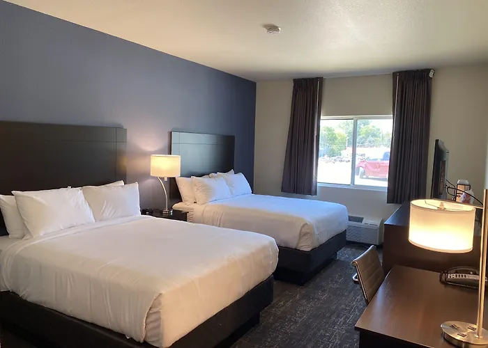 Cobblestone Inn & Suites - Forest City