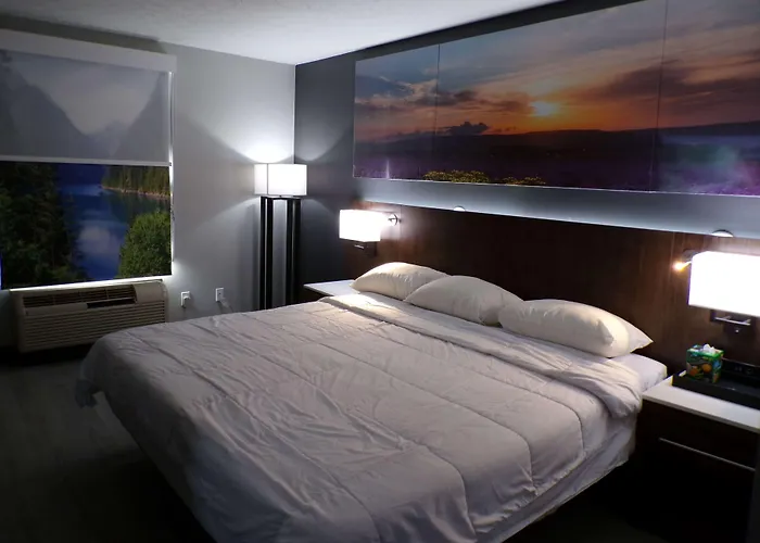 Luxor Inn & Suites, A Travelodge By Wyndham