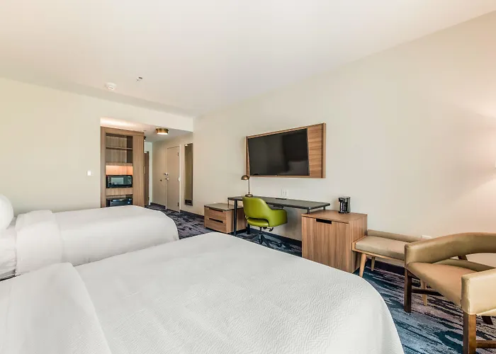 Fairfield By Marriott Inn & Suites Knoxville Clinton