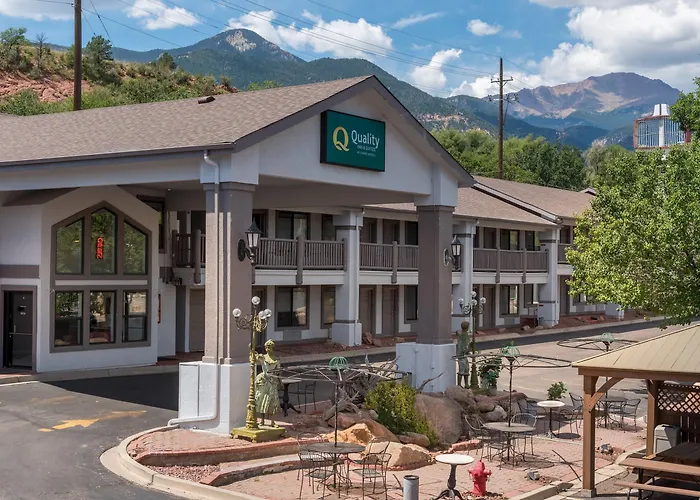 Quality Inn & Suites Manitou Springs At Pikes Peak Garden Of The Gods