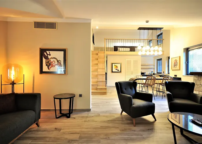Resa Hotel Goecek