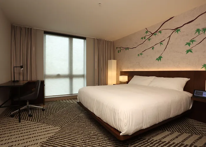 Cedartree Hotel Portland Hillsboro