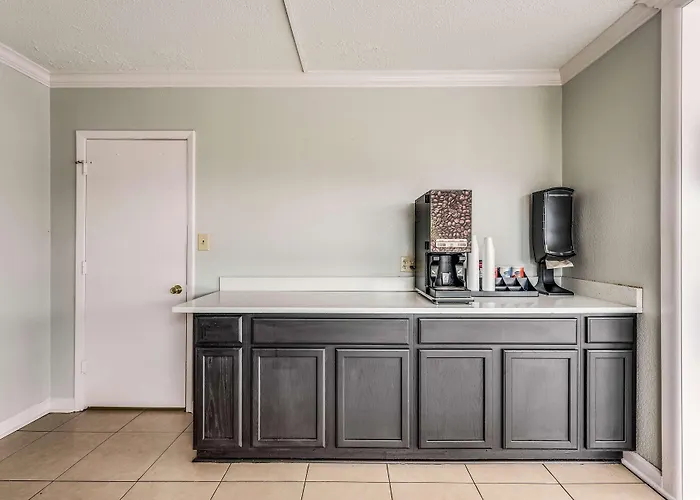 Motel 6-Tupelo, Ms - Downtown