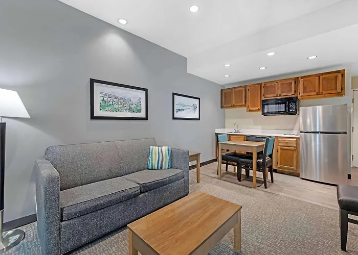 Best Western Plus Executive Residency Marion
