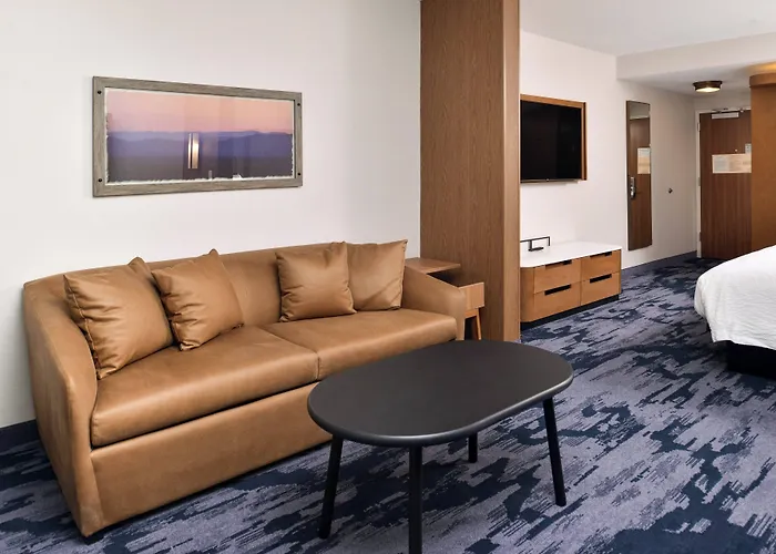Fairfield Inn & Suites By Marriott Canton