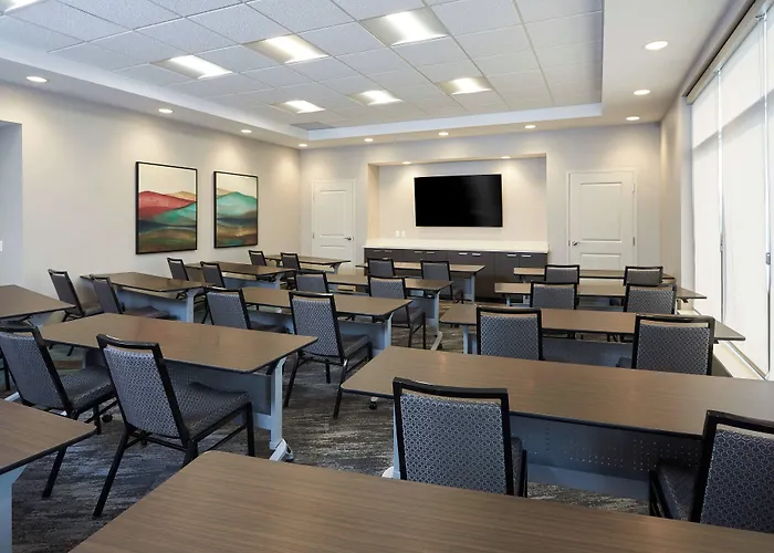 Towneplace Suites By Marriott Hamilton