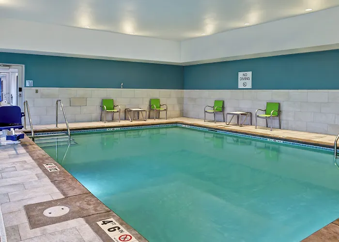 Holiday Inn Express & Suites - Ottawa By Ihg