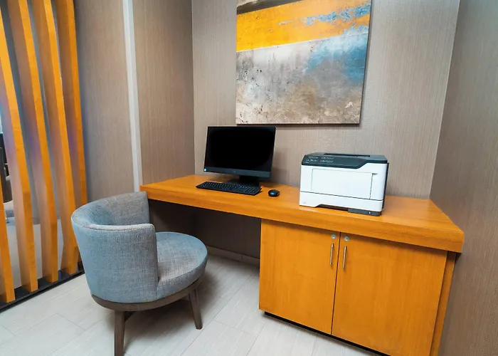 Springhill Suites By Marriott Newark Fremont