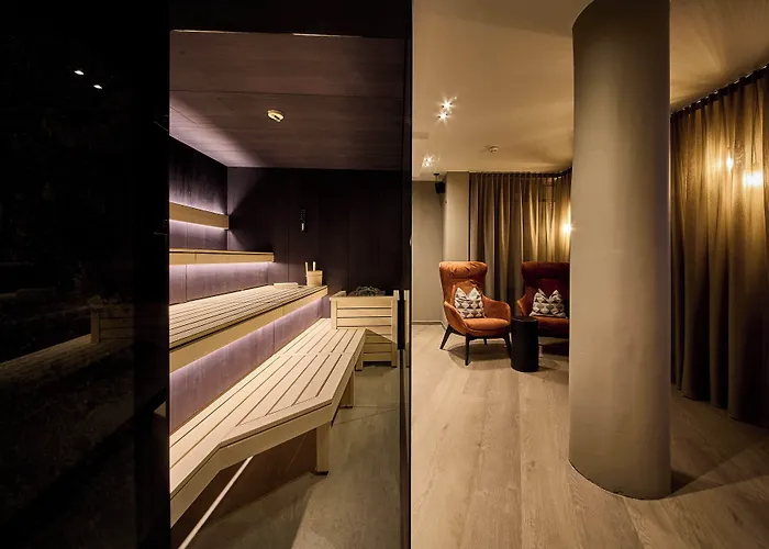 The Poolhouse Boutique Lodge