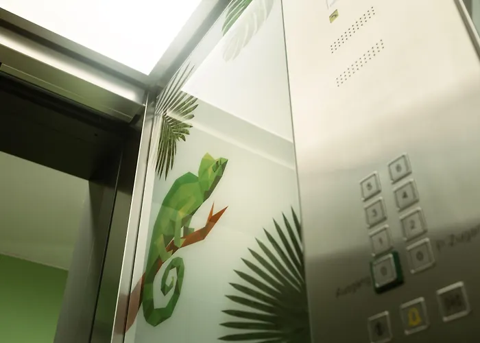 Holiday Inn - The Niu, Crusoe Bremen Airport By Ihg