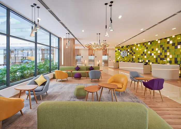 Holiday Inn & Suites Saigon Airport By Ihg