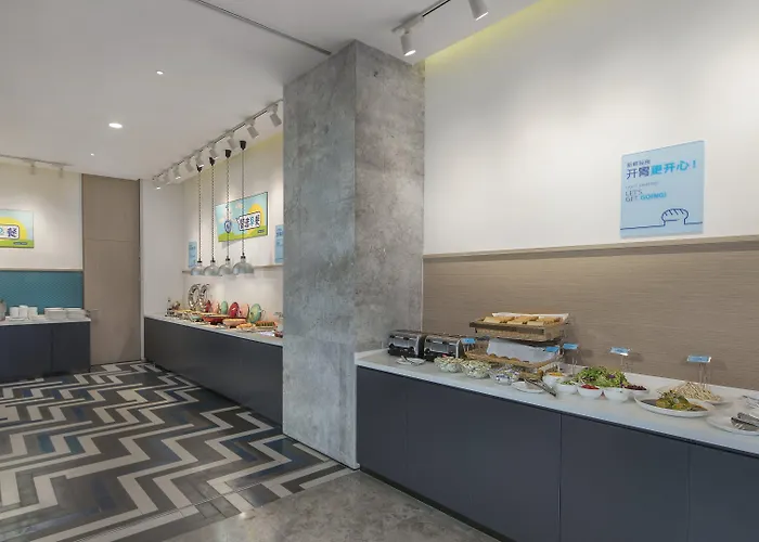 Holiday Inn Express Liyang Huafu By Ihg