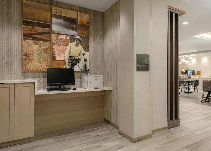 Fairfield By Marriott Inn & Suites Cincinnati Oakley