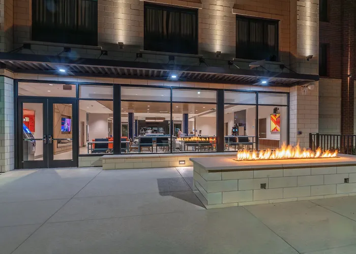 Holiday Inn Express & Suites Murfreesboro West By Ihg