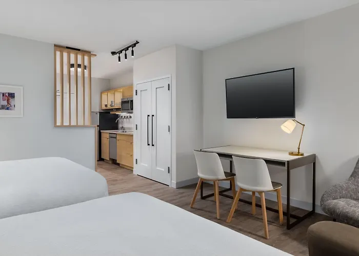 Towneplace Suites By Marriott Geneva At Spire Academy