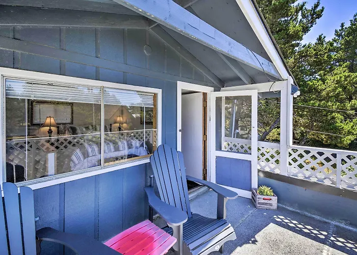 Coastal Pnw Gem W/ Hot Tub - Walk To Beach!