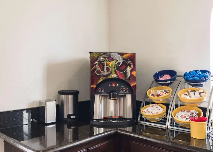 Motel 6 Alvarado Tx