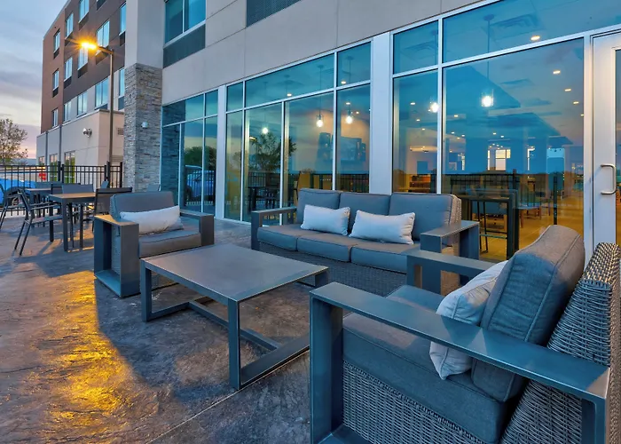 Holiday Inn Express & Suites - Cedar Springs - Grand Rapids N By Ihg