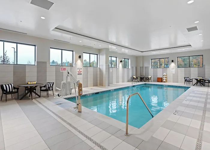 Hotel Indigo Seattle Everett Waterfront Place By Ihg