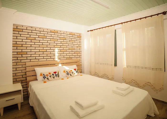 Paradise Imroz Butik Otel