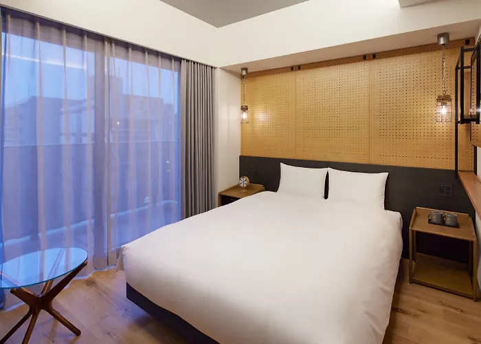 Lamp Light Books Hotel Fukuoka